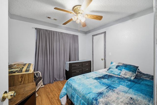 711 W 29th Street, Sand Springs, OK 74063