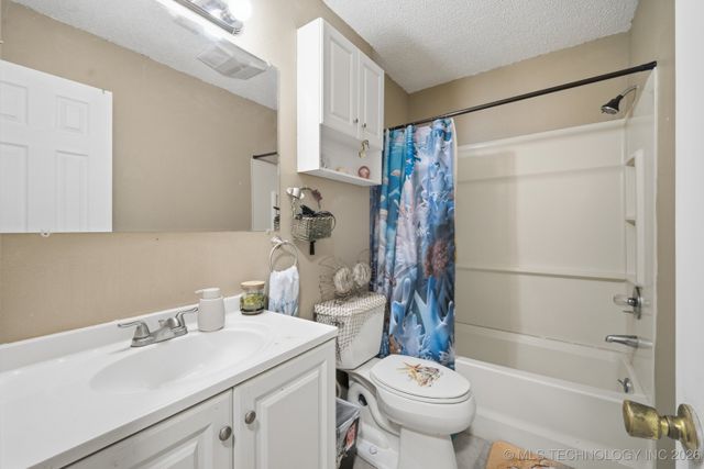 711 W 29th Street, Sand Springs, OK 74063