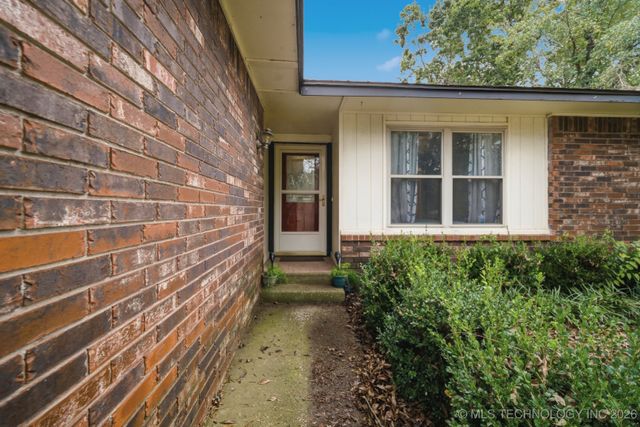 711 W 29th Street, Sand Springs, OK 74063