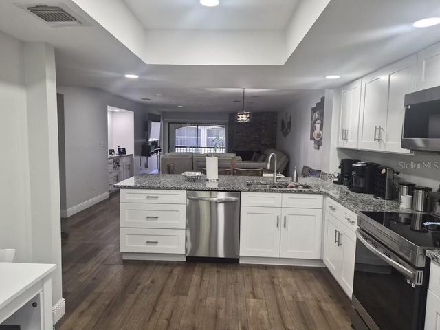 1055 KENSINGTON PARK DRIVE 409, Altamonte Springs, FL 32714