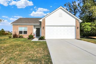 1537 N Clearwater Drive, Greenfield, IN 46140