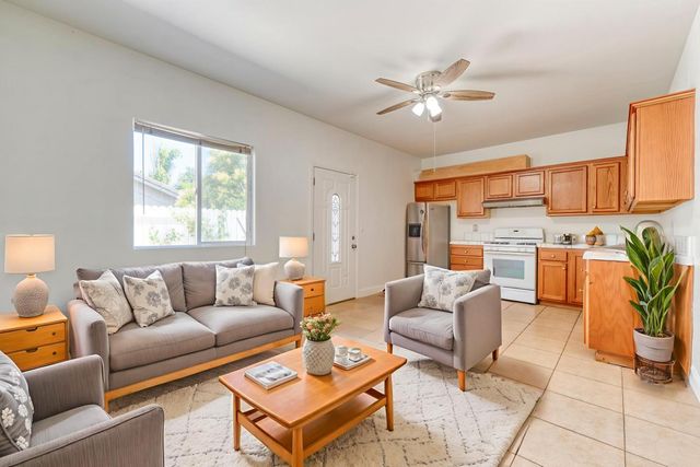 7953 Pearl Drop Ct, Antelope, CA 95843