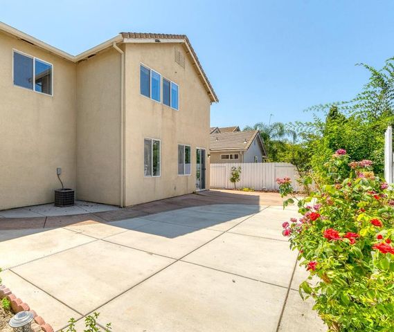 7953 Pearl Drop Ct, Antelope, CA 95843