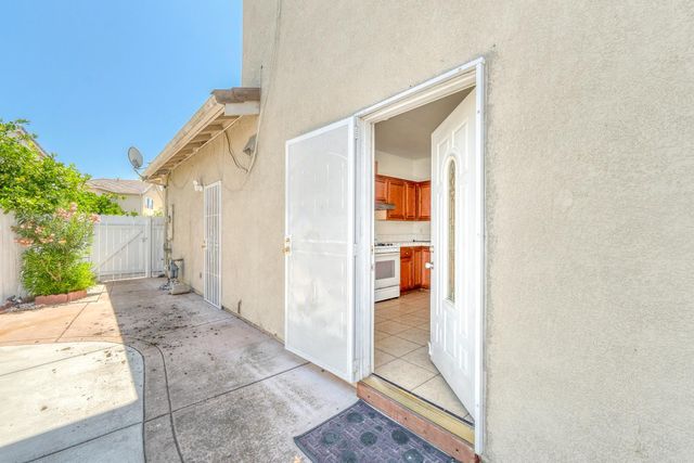 7953 Pearl Drop Ct, Antelope, CA 95843