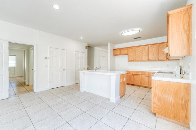 7953 Pearl Drop Ct, Antelope, CA 95843