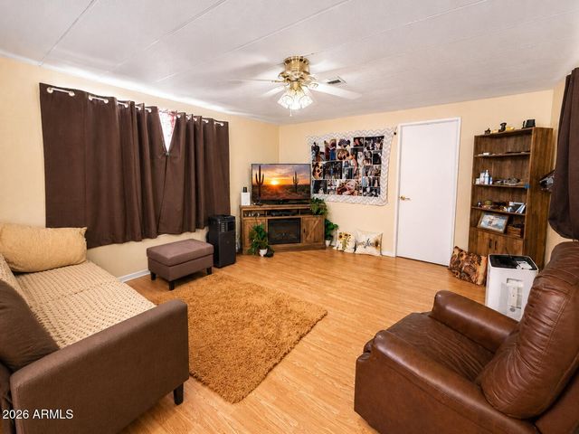 9501 E BROADWAY Road 77, Mesa, AZ 85208
