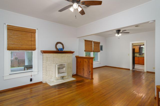 203 S 3rd, Collins, MS 39428