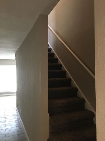 6200 W W Tidwell Road 806, Houston, TX 77092