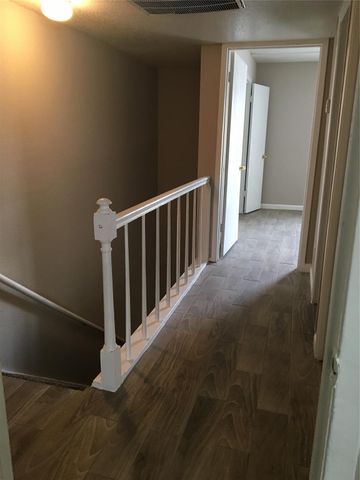 6200 W W Tidwell Road 806, Houston, TX 77092