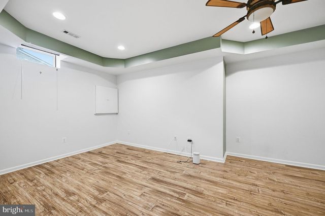 8089 TYSONS OAKS CT, Gainesville, VA 20155