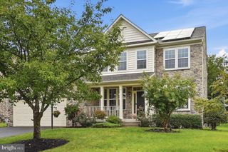 8089 TYSONS OAKS CT, Gainesville, VA 20155