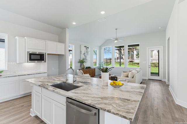 230 Hidalgo, Boerne, TX 78006