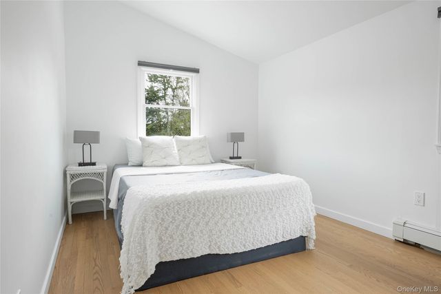 17 Underhill Drive, Southampton, NY 11968