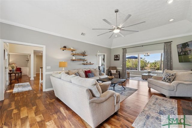 190 Sayle Lane, Richmond Hill, GA 31324