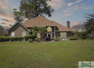 190 Sayle Lane, Richmond Hill, GA 31324