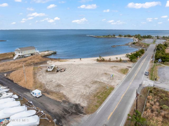 307 Ohanlon Avenue, Bayville, NJ 08721