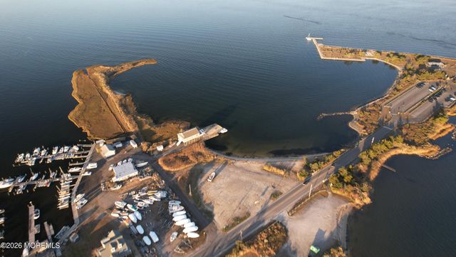 307 Ohanlon Avenue, Bayville, NJ 08721