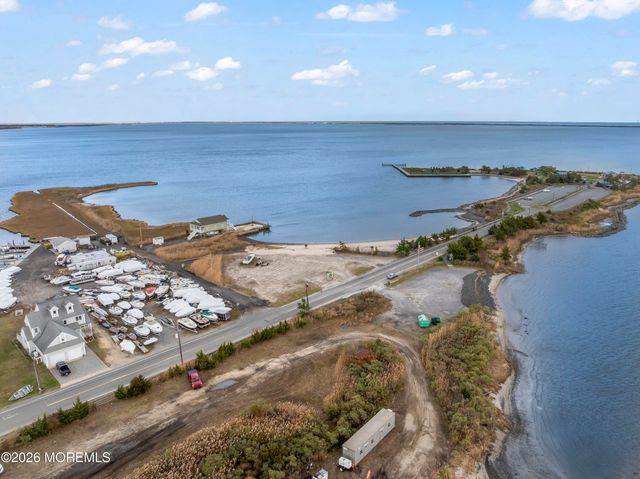 307 Ohanlon Avenue, Bayville, NJ 08721