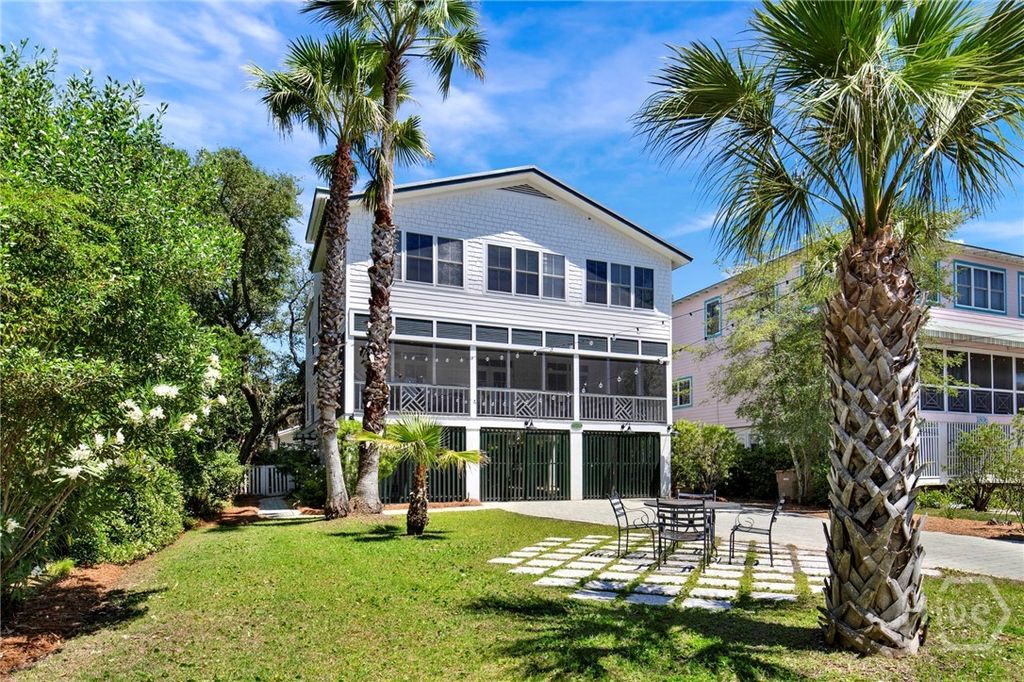 Image 2 of property listing at 1804 Chatham Avenue, Tybee Island, GA 31328