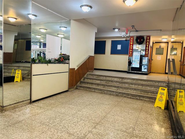 42-55 Colden Street 16 H, Flushing, NY 11355