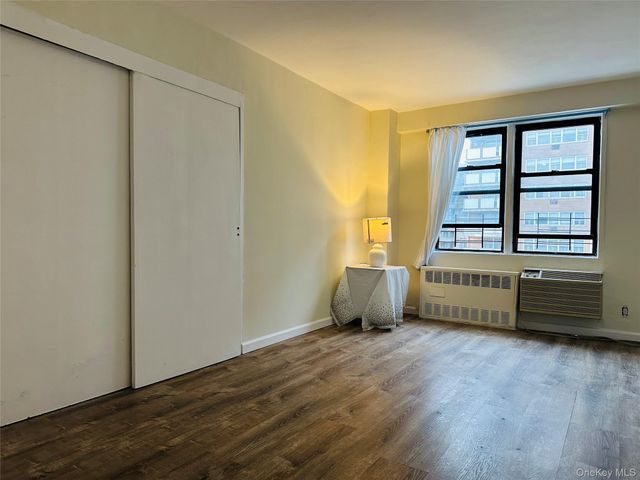 42-55 Colden Street 16 H, Flushing, NY 11355