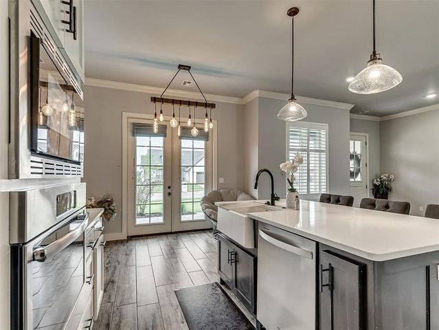616 Vintage Drive, Norman, OK 73069