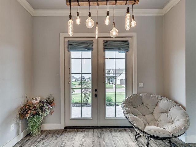 616 Vintage Drive, Norman, OK 73069