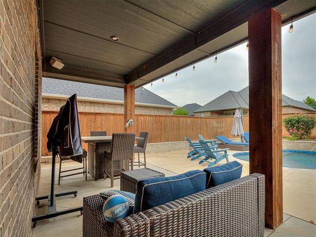 616 Vintage Drive, Norman, OK 73069