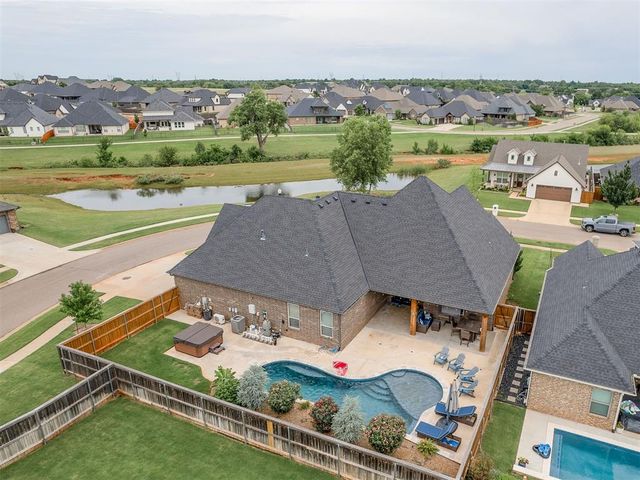616 Vintage Drive, Norman, OK 73069