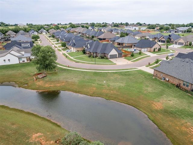 616 Vintage Drive, Norman, OK 73069