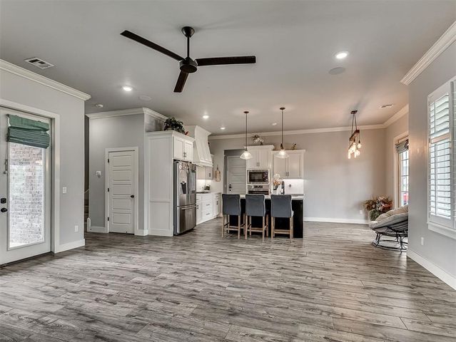616 Vintage Drive, Norman, OK 73069