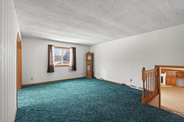 23056 Nightingale Street NW, Saint Francis, MN 55070