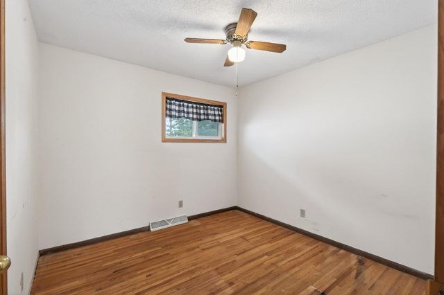 23056 Nightingale Street NW, Saint Francis, MN 55070