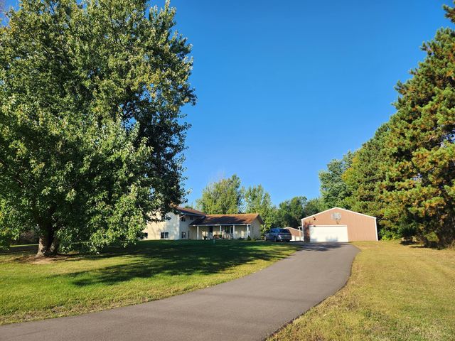 23056 Nightingale Street NW, Saint Francis, MN 55070
