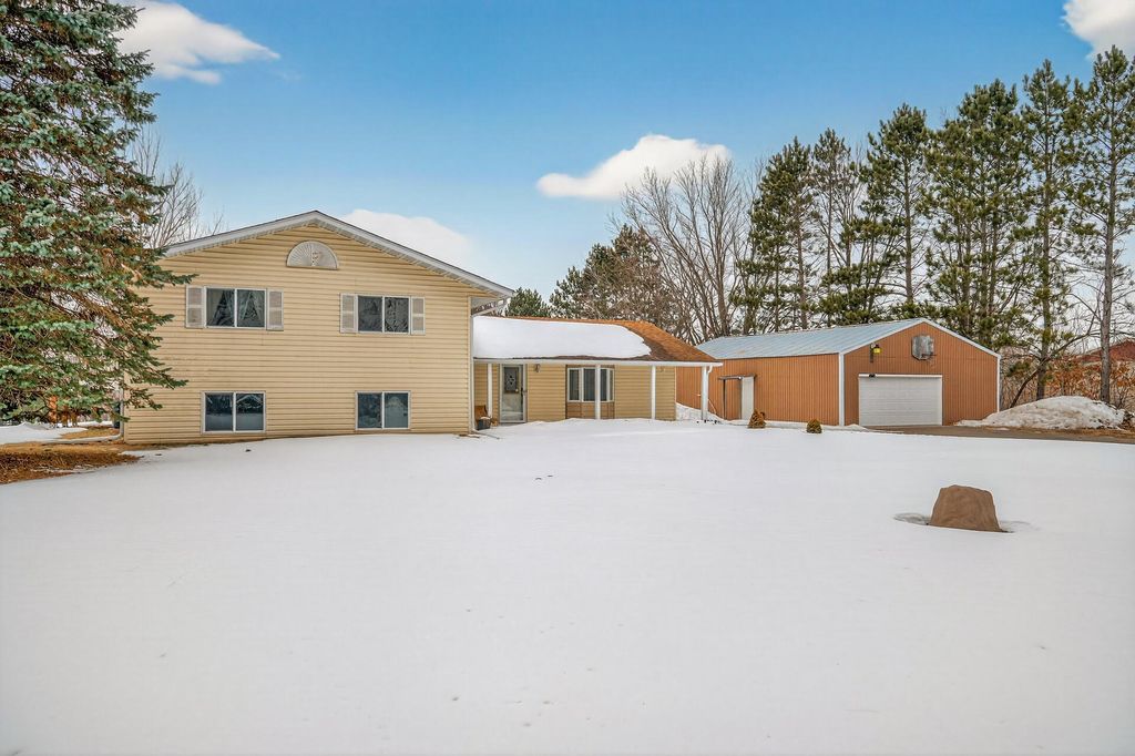 23056 Nightingale Street NW, Saint Francis, MN 55070