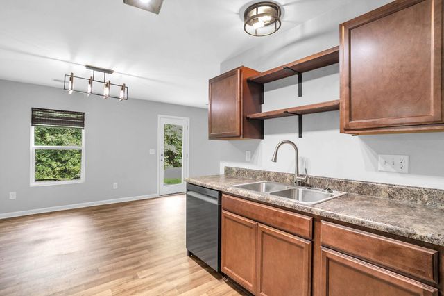256 Cotton Creek Drive, Spartanburg, SC 29302