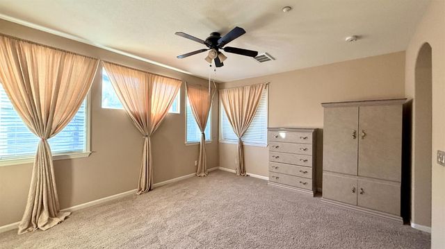 16206 Sand Bar Way, Lathrop, CA 95330