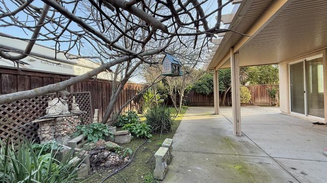 16206 Sand Bar Way, Lathrop, CA 95330