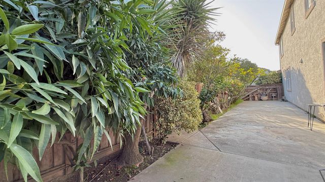 16206 Sand Bar Way, Lathrop, CA 95330