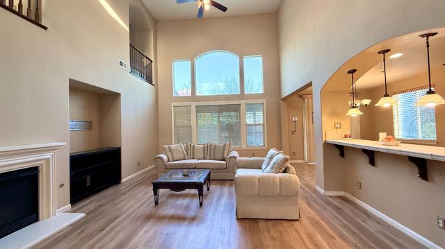 16206 Sand Bar Way, Lathrop, CA 95330