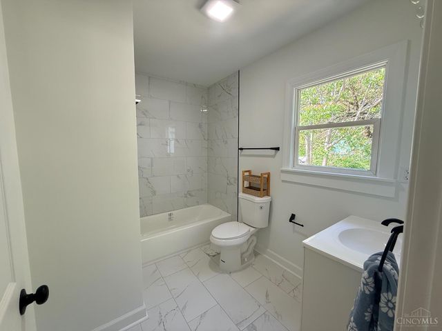 1034 Symmes Avenue, Hamilton, OH 45015