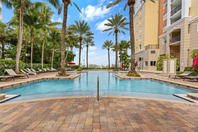 17100 N Bay Rd 1810, Sunny Isles Beach, FL 33160