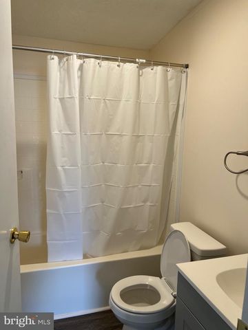 53 DUGAN CT, Hedgesville, WV 25427