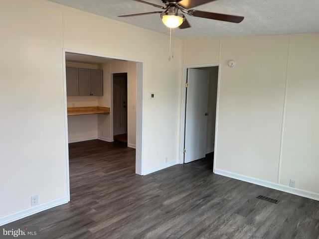 53 DUGAN CT, Hedgesville, WV 25427