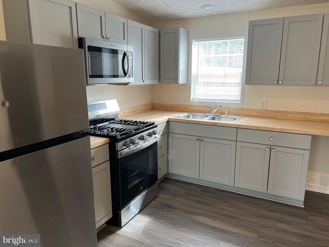 53 DUGAN CT, Hedgesville, WV 25427