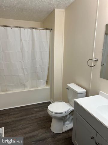 53 DUGAN CT, Hedgesville, WV 25427