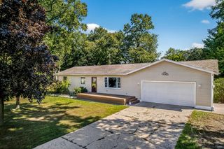 2060 N Roberts Road, Muskegon, MI 49445