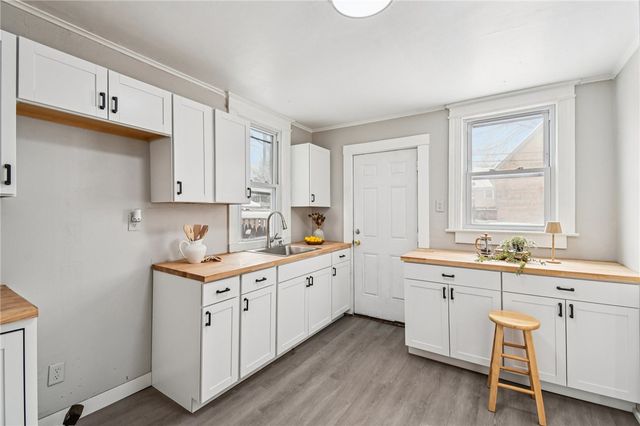 471 Melville Street, Rochester, NY 14609