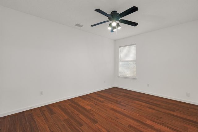 3204 Elmwood Drive, Mesquite, TX 75181