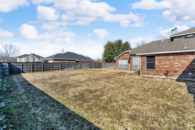 3204 Elmwood Drive, Mesquite, TX 75181